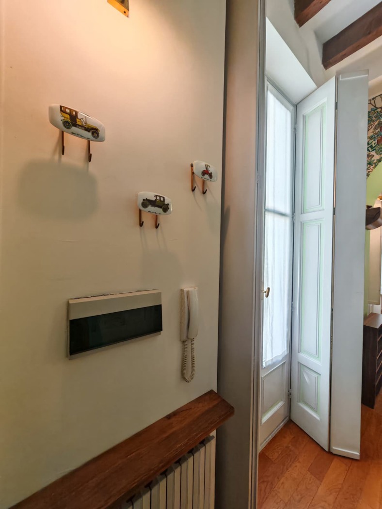 Monolocale arredato in affitto a Milano