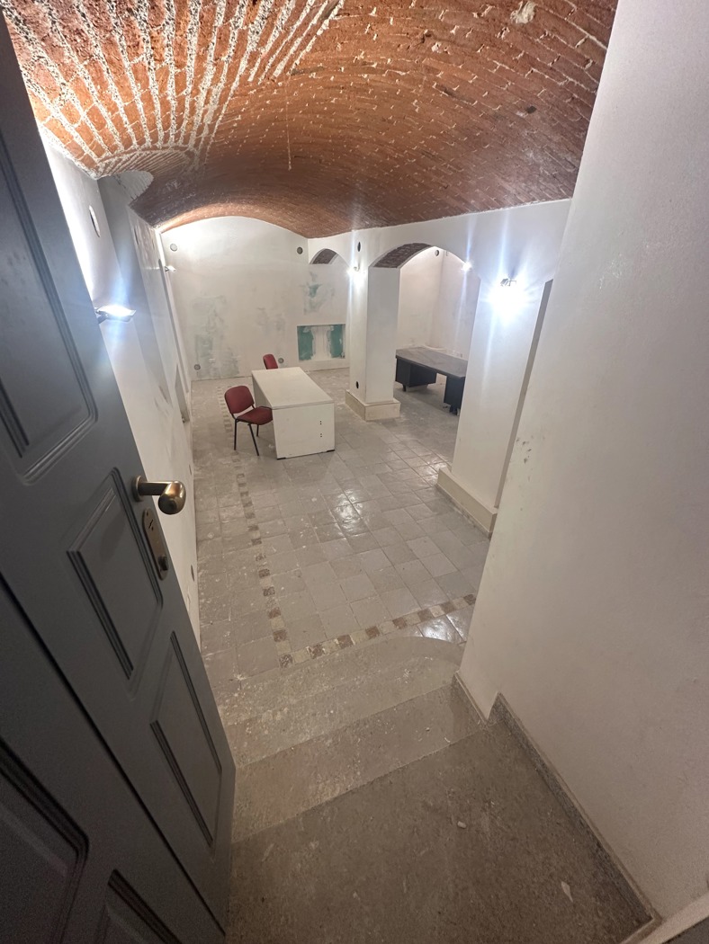 Ufficio da ristrutturare a Milano