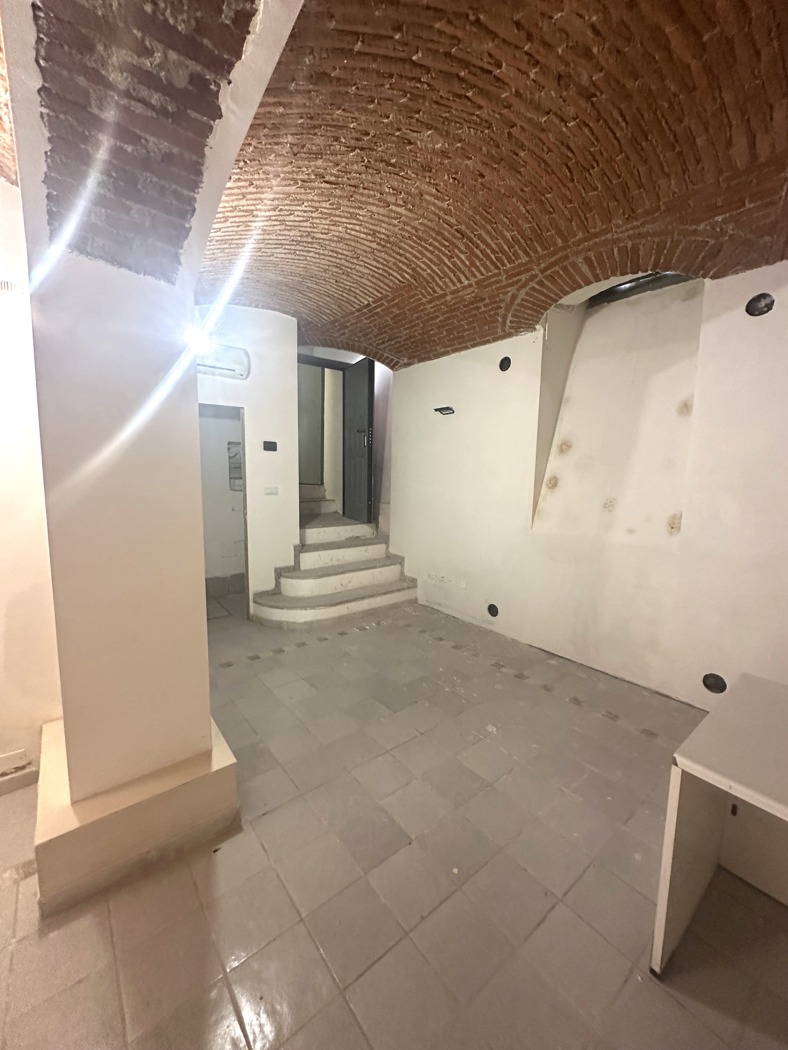 Ufficio da ristrutturare a Milano