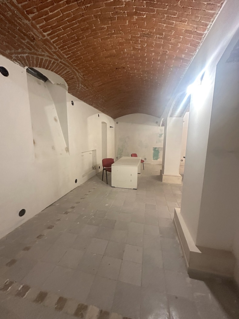 Ufficio da ristrutturare a Milano