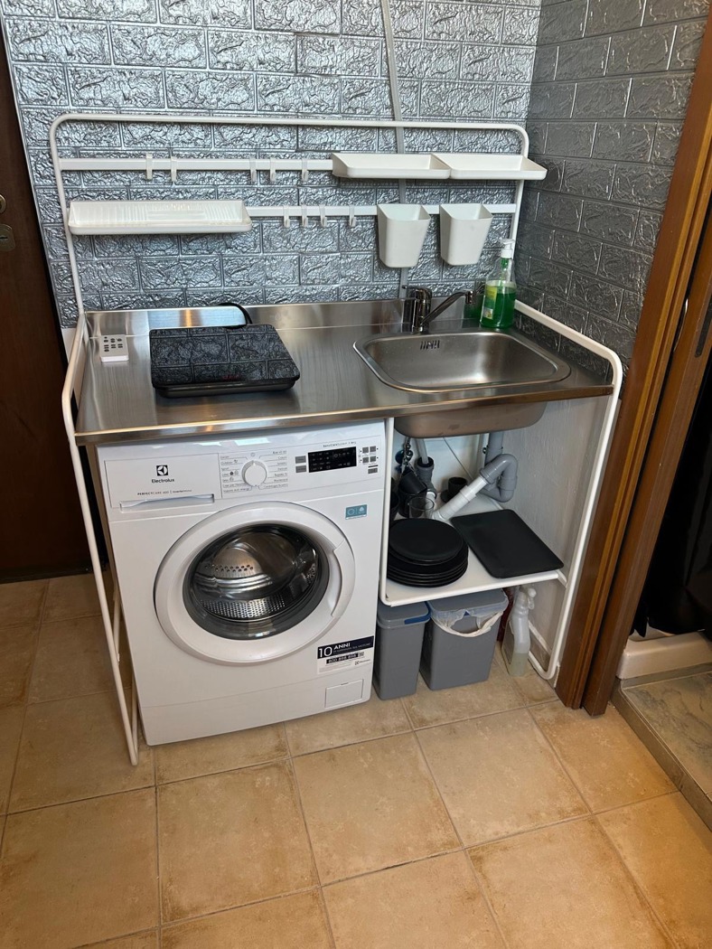 Monolocale arredato in affitto a Milano