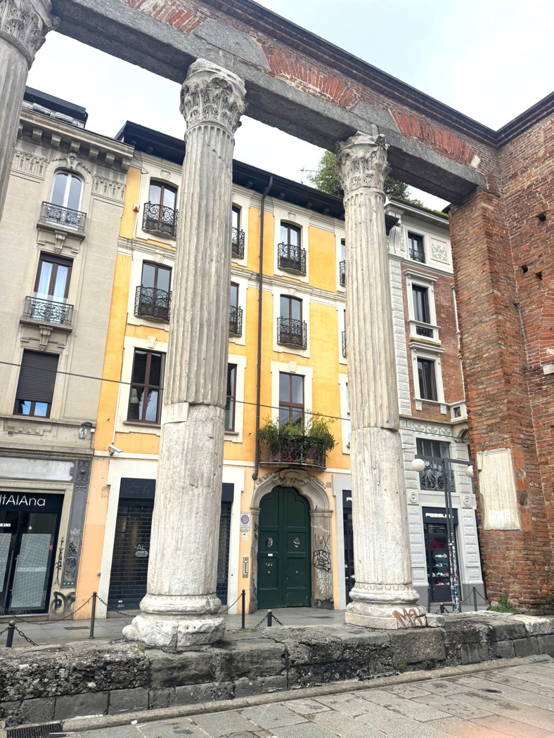 Bilocale arredato in affitto a Milano