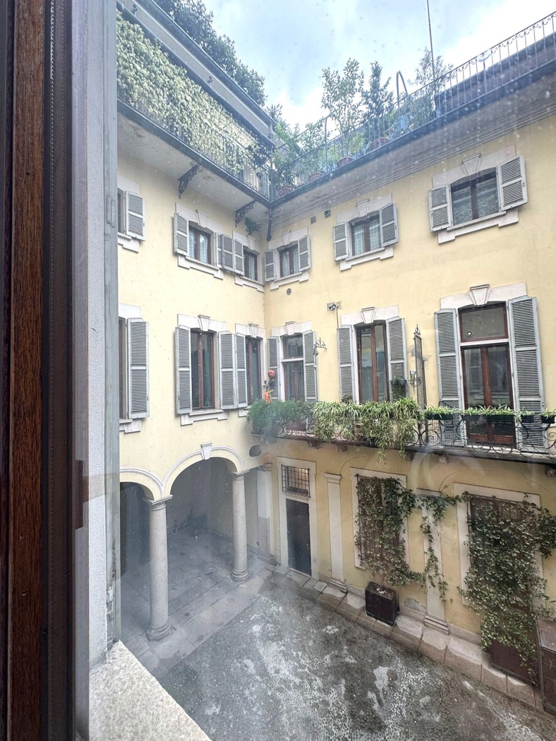 Bilocale arredato in affitto a Milano