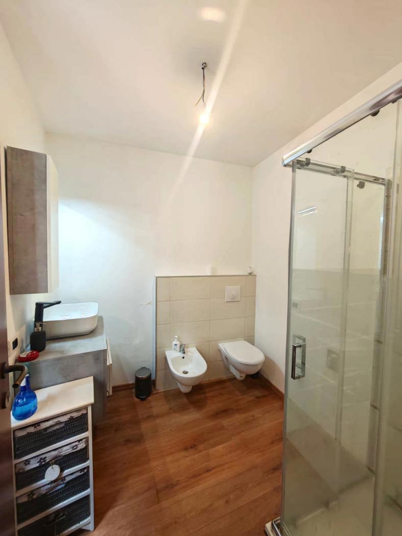Trilocale ristrutturato a Varese