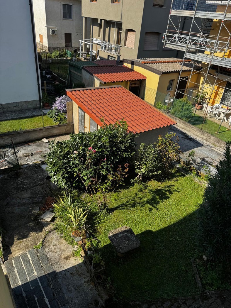 Quadrilocale da ristrutturare a Binasco