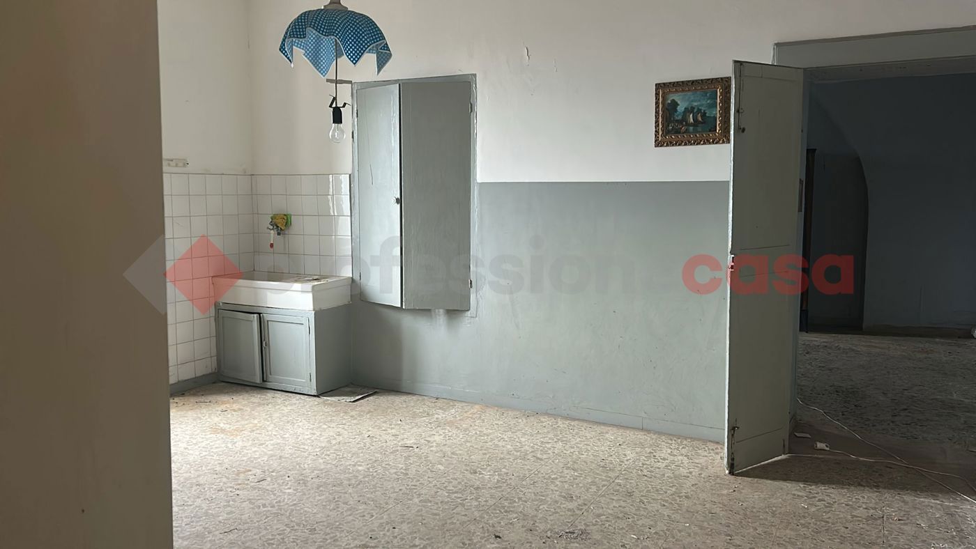 Casa indipendente con giardino a Arpino