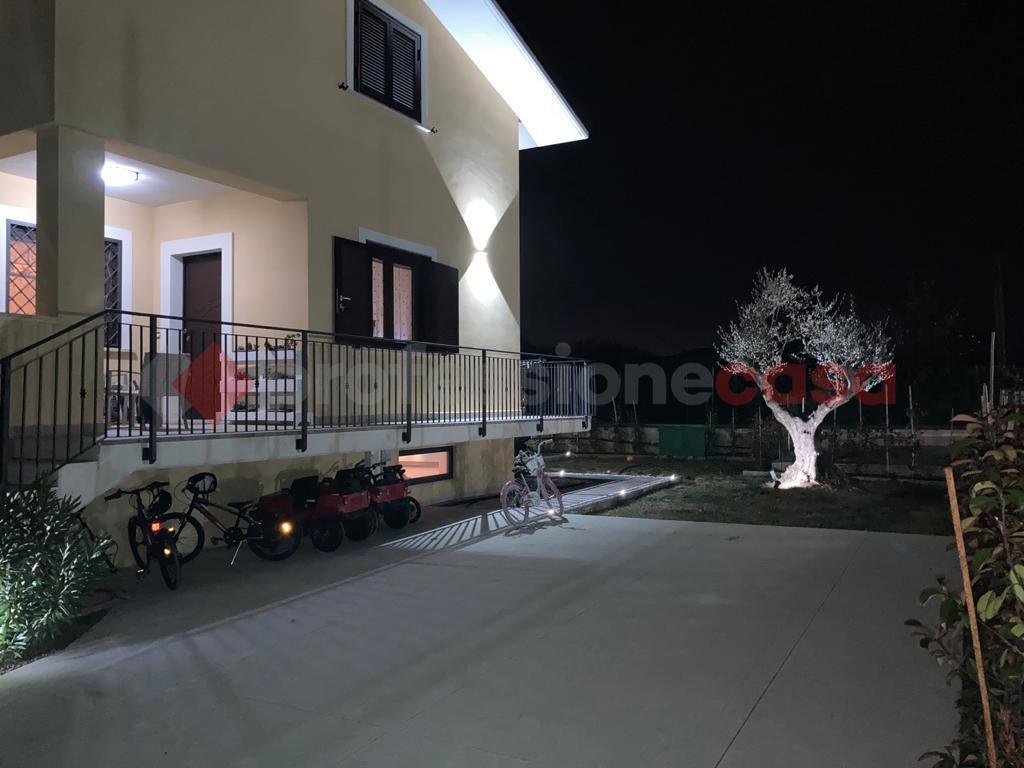 Villa con giardino a Sora