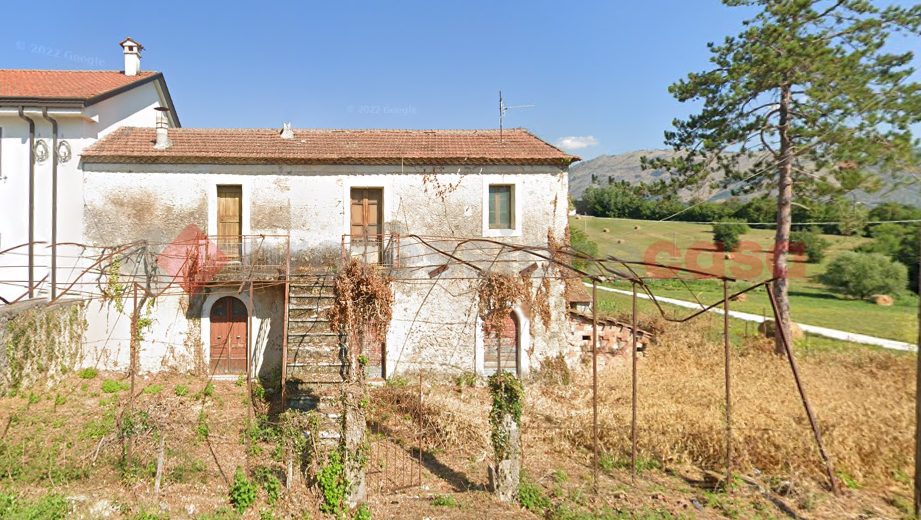 Rustico da ristrutturare a Casalvieri