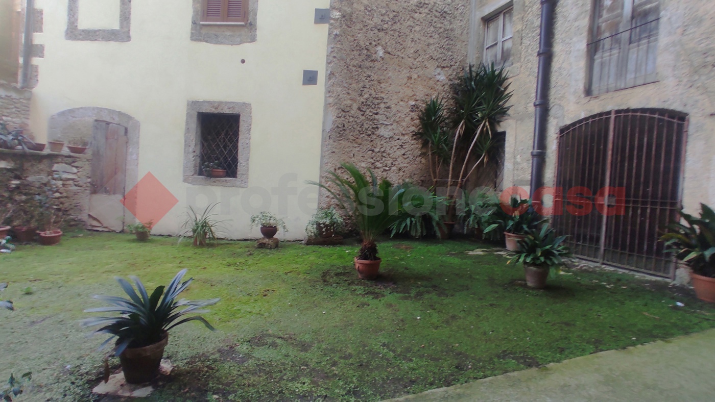 Quadrilocale da ristrutturare a Isola del Liri