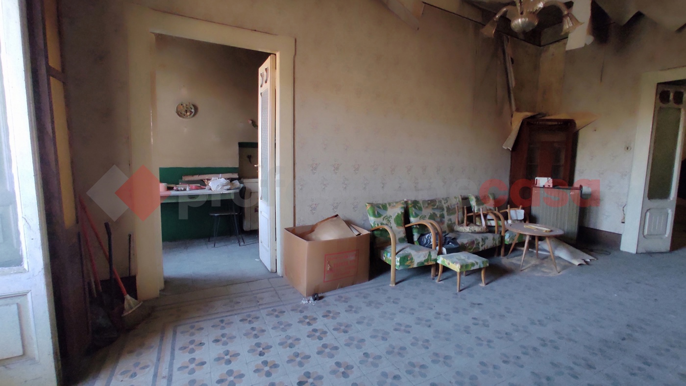 Trilocale da ristrutturare a Isola del Liri