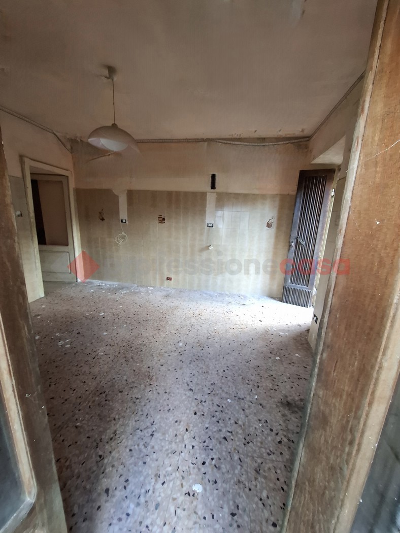 Casa indipendente con giardino a Isola del Liri