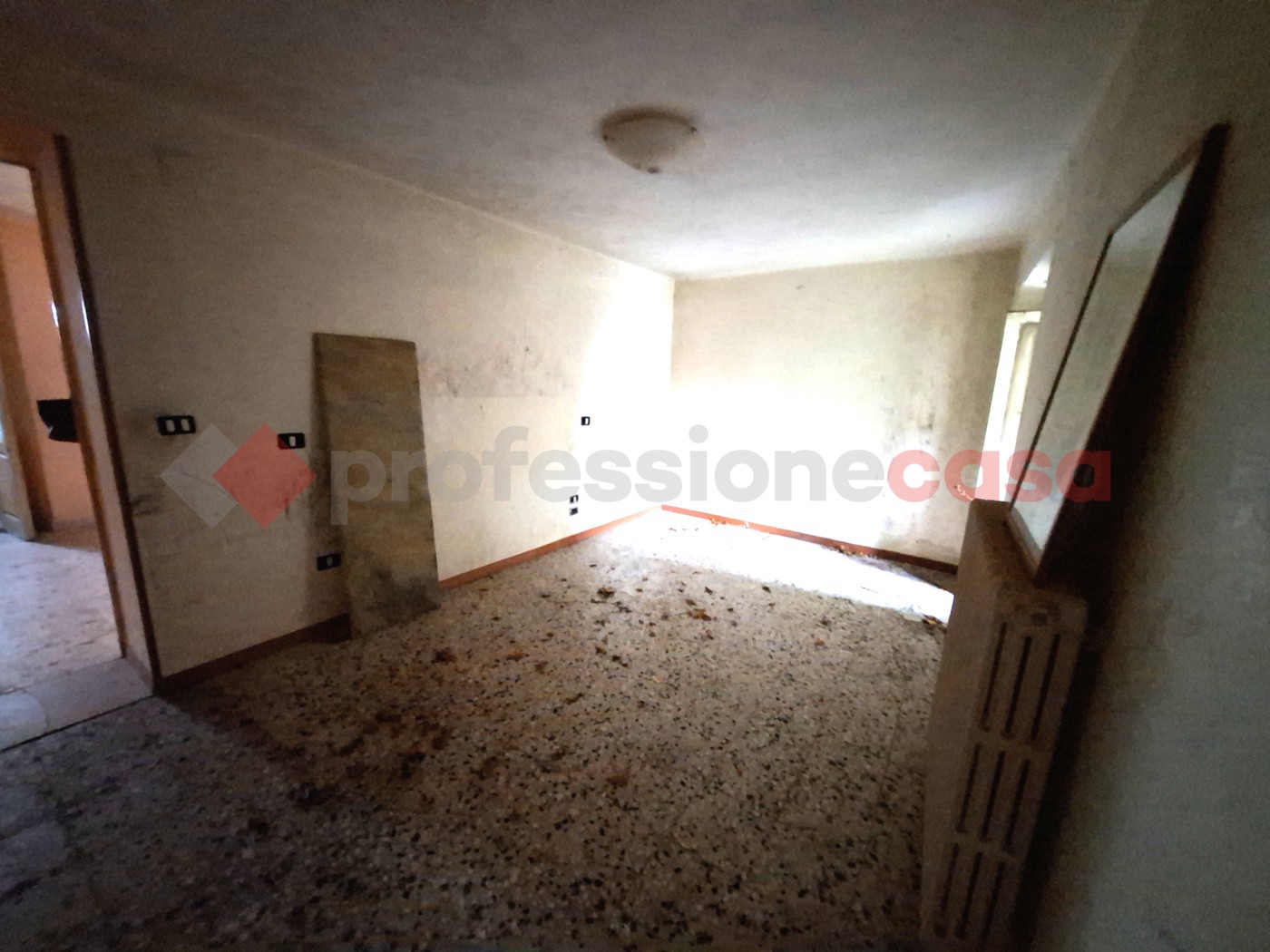 Casa indipendente con giardino a Isola del Liri