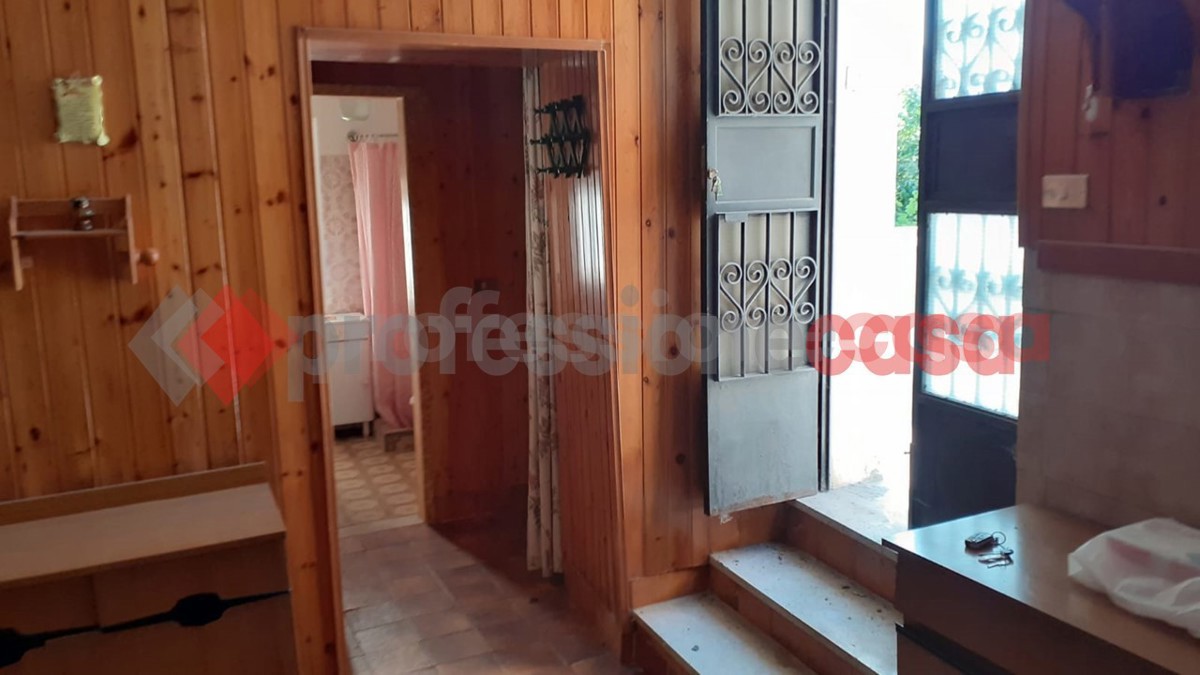 Appartamento da ristrutturare a Campoli Appennino