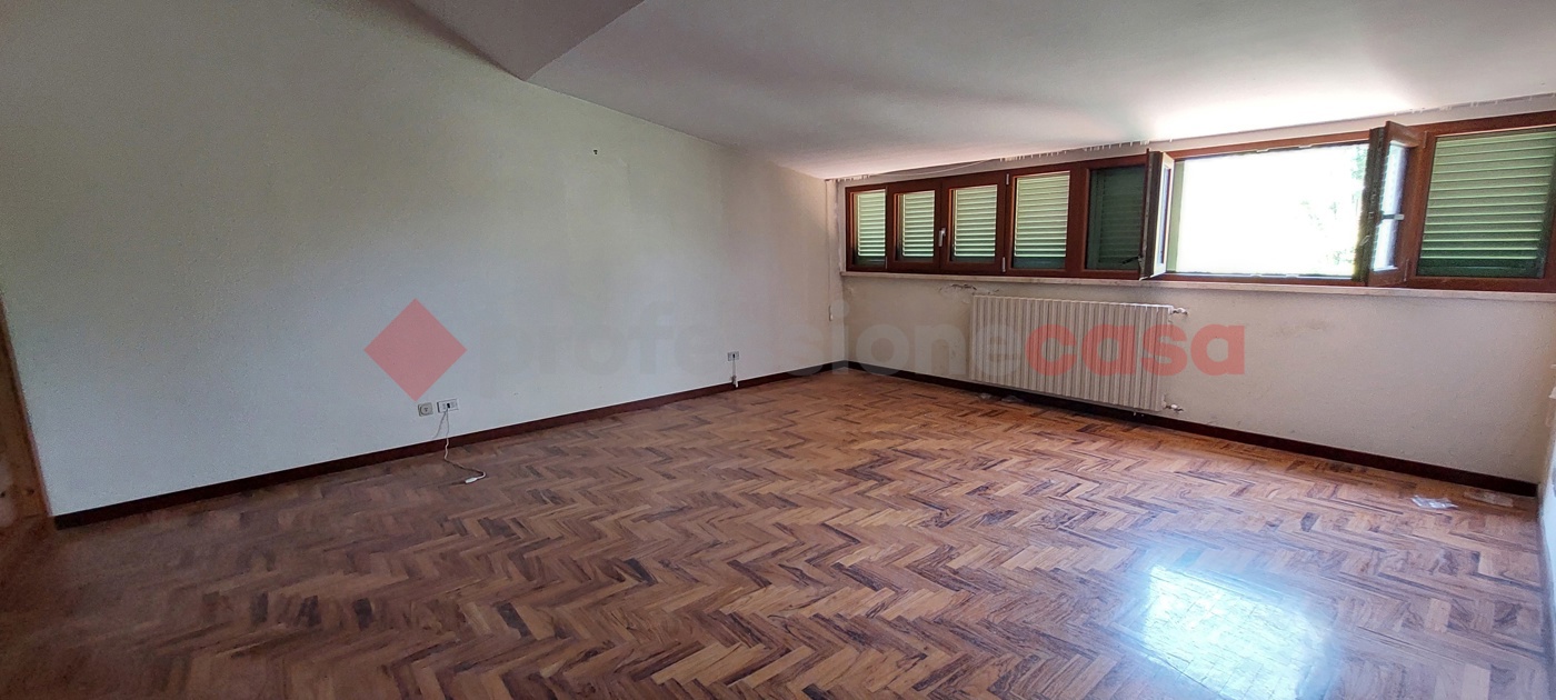 Casa indipendente con giardino a Broccostella