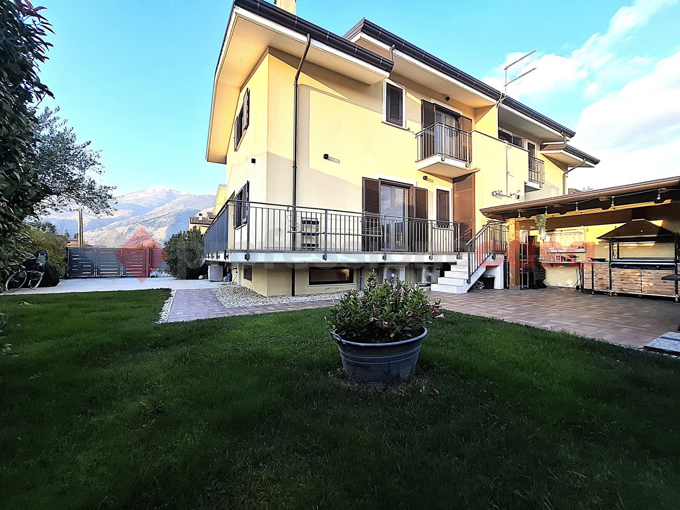 Villa con giardino a Sora