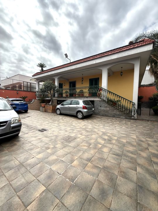 Villa in vendita a Casoria