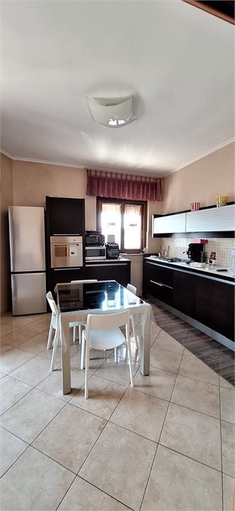 Quadrilocale in vendita a Casoria