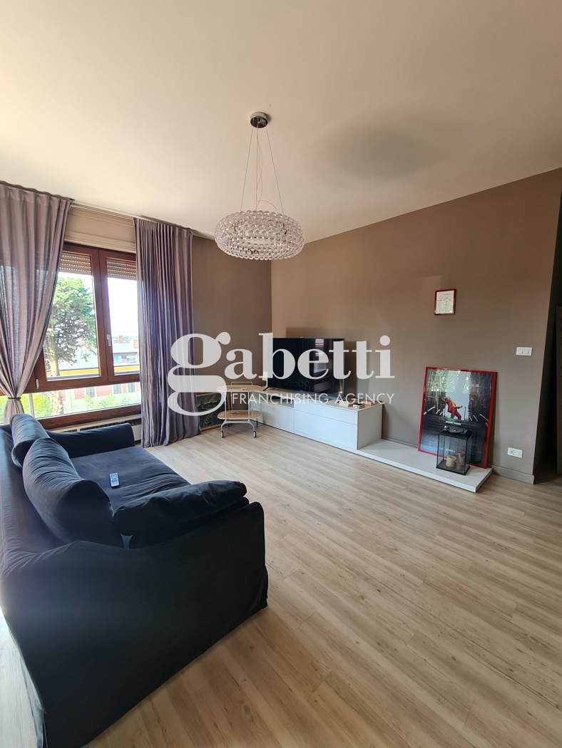 Trilocale ristrutturato a Bologna