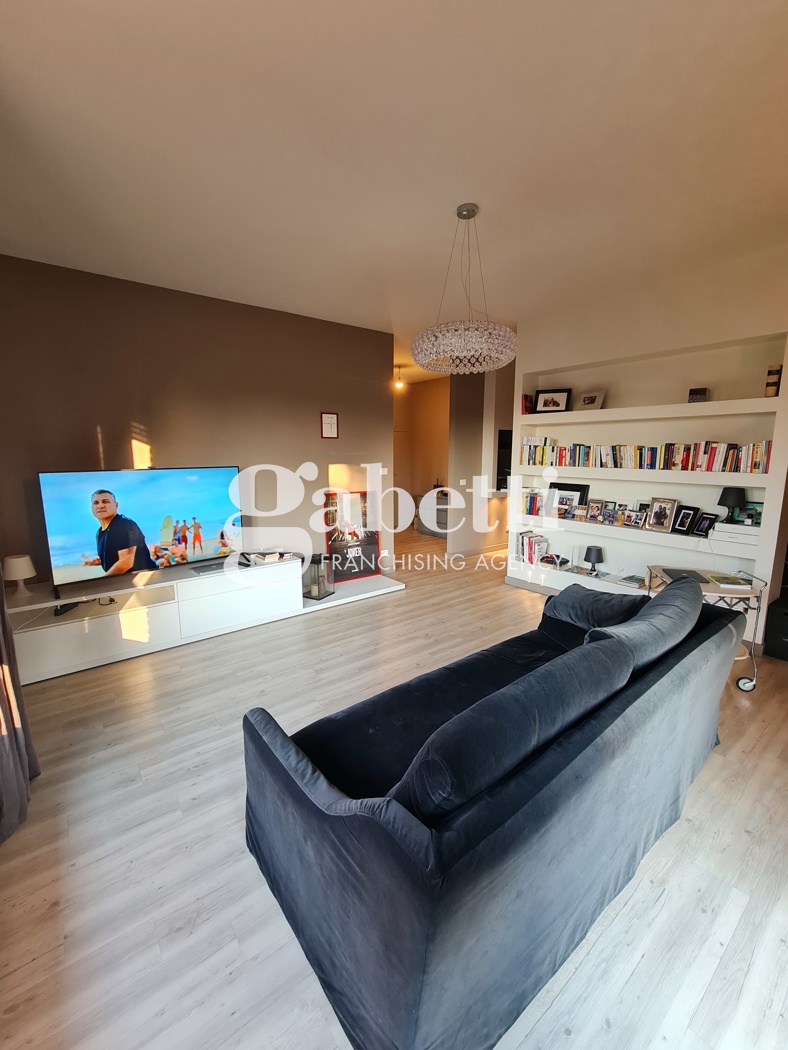 Trilocale ristrutturato a Bologna