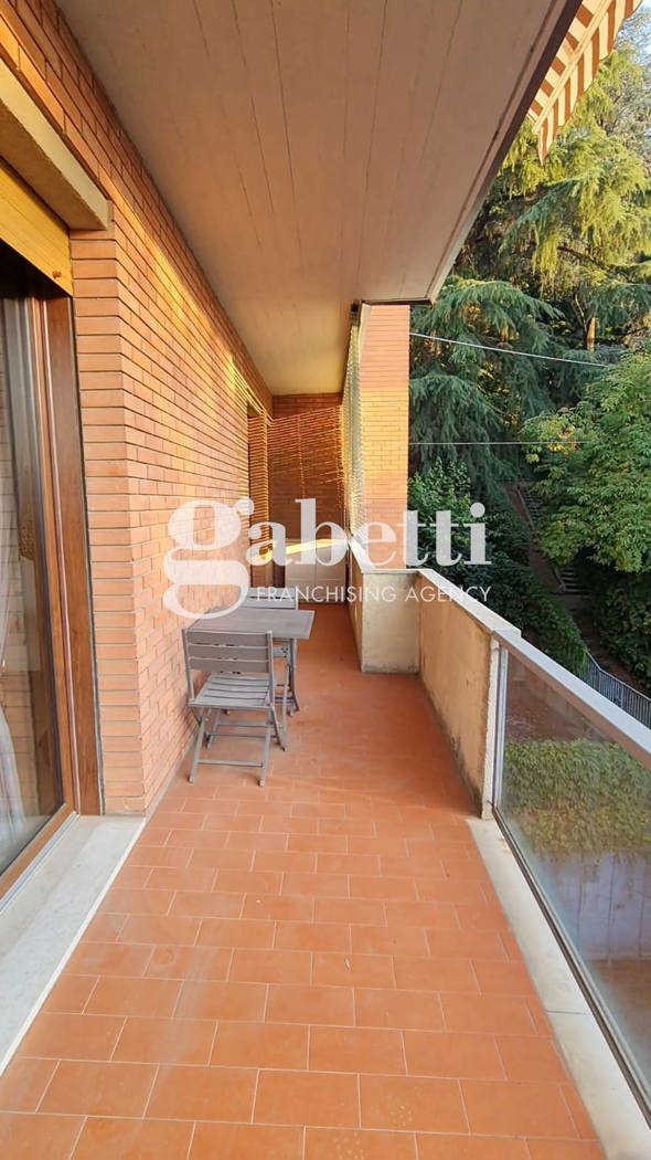 Trilocale ristrutturato a Bologna