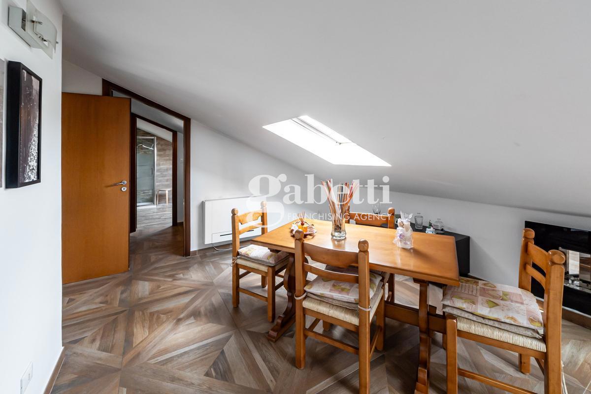 Attico in vendita a Bologna