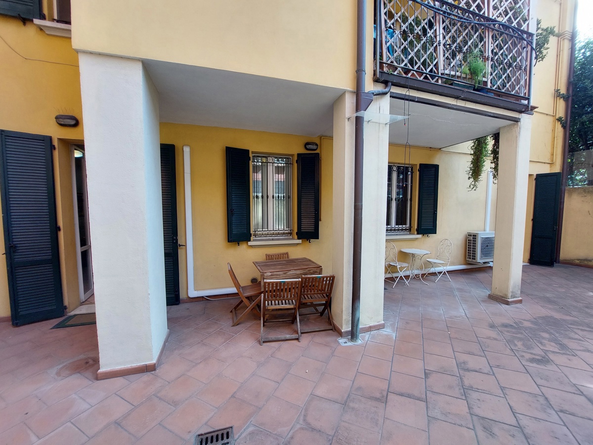 Trilocale arredato in affitto a Bologna