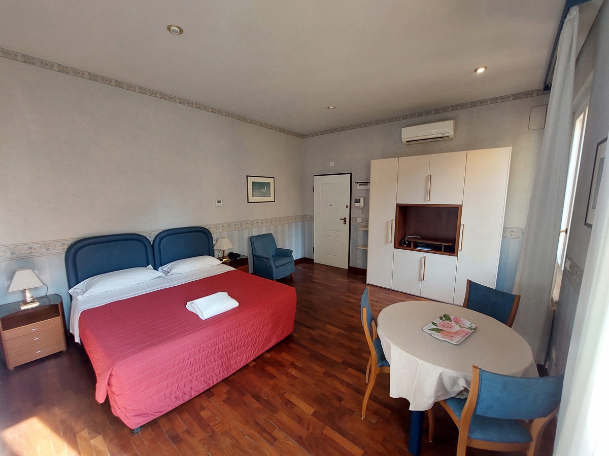 Monolocale arredato in affitto a Bologna