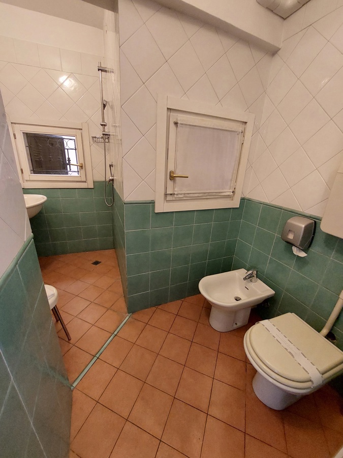 Trilocale arredato in affitto a Bologna