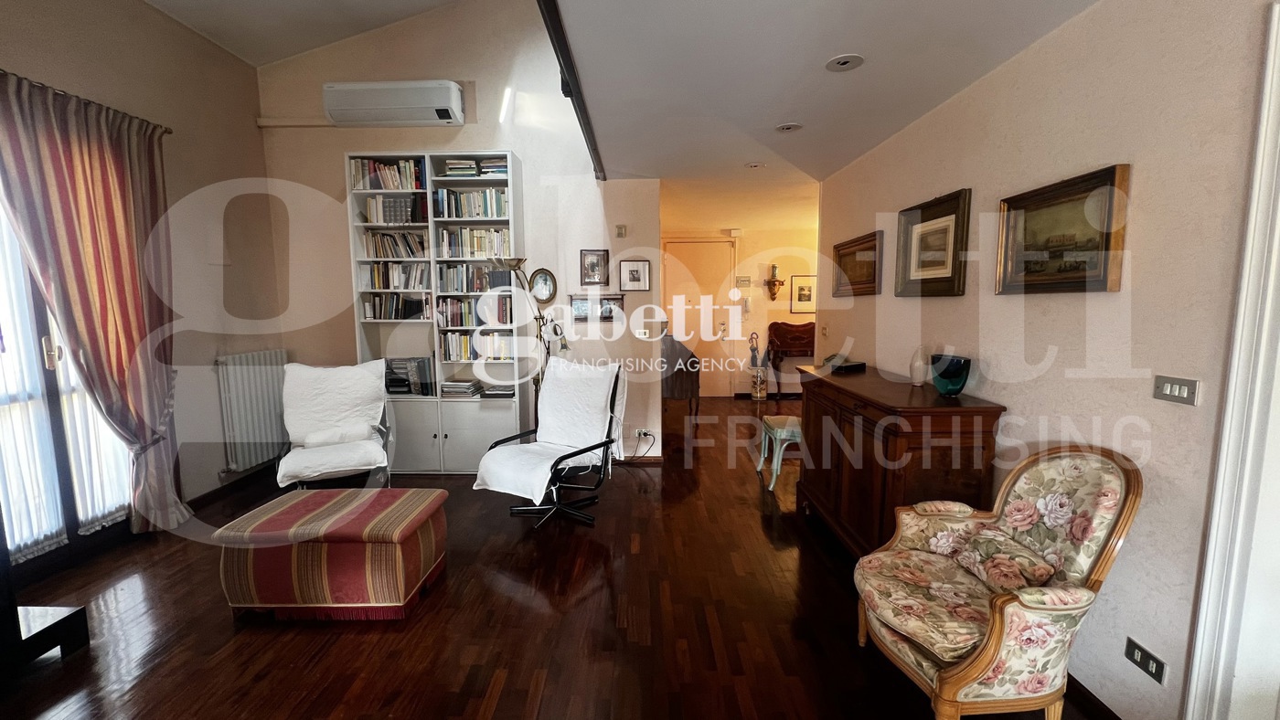 Appartamento in vendita a Bologna