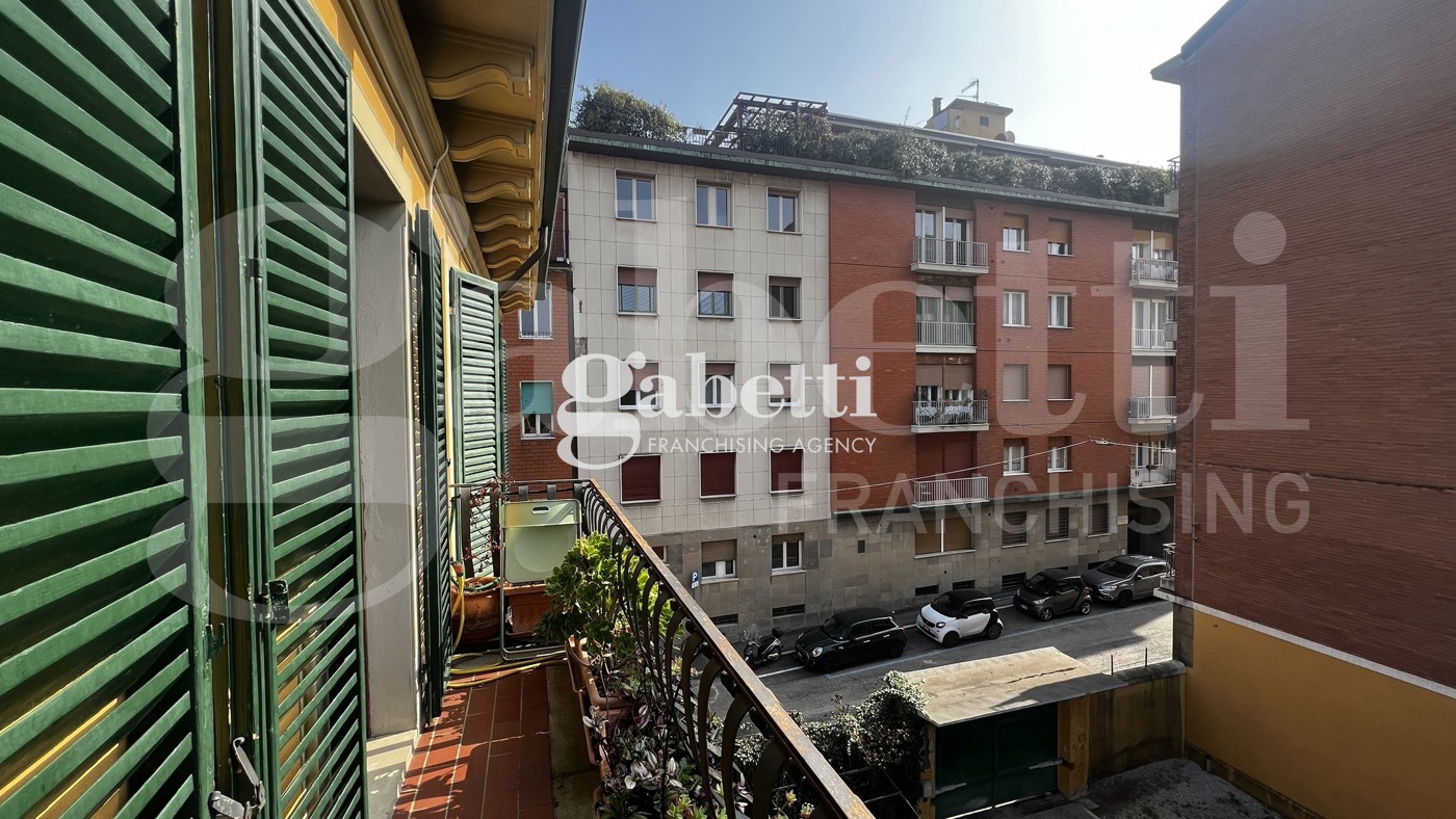Appartamento in vendita a Bologna