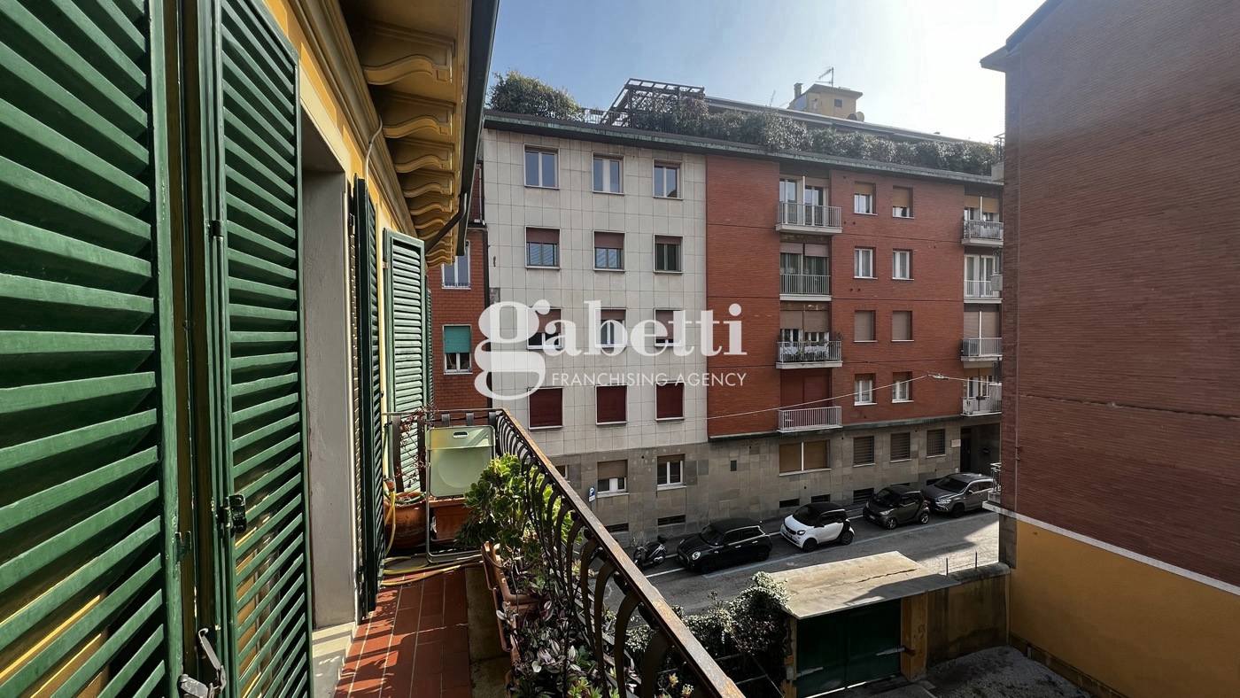 Appartamento in vendita a Bologna