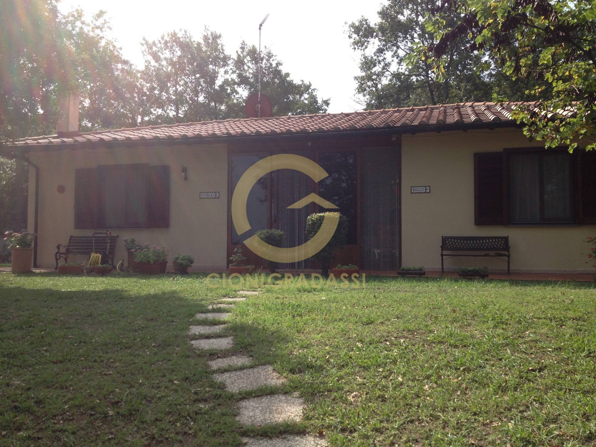 Casa singola in vendita a Monteverdi Marittimo