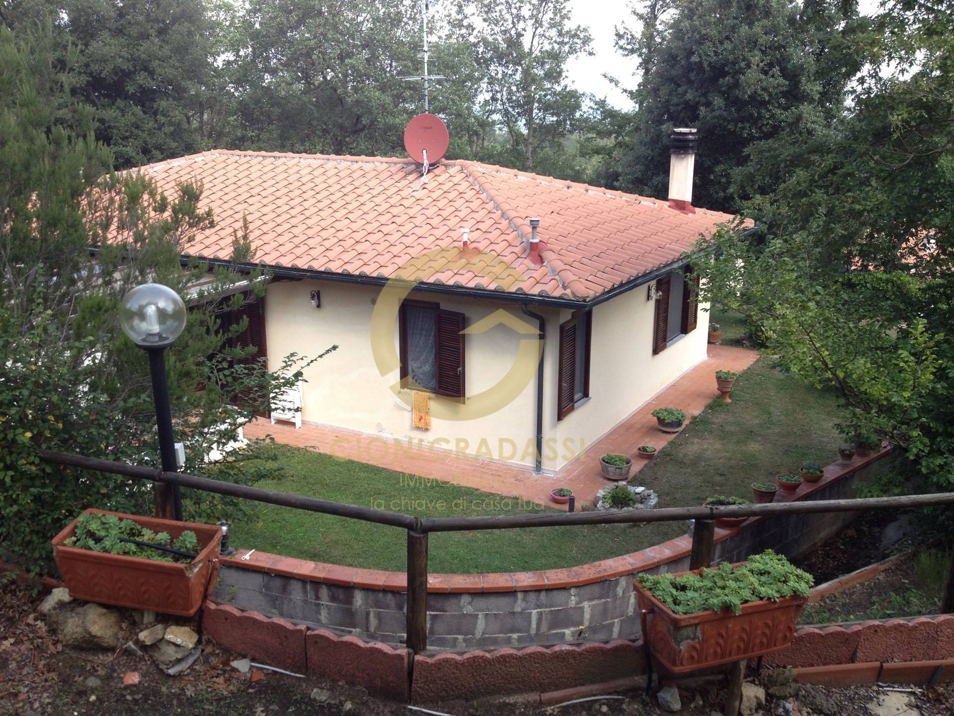 Casa singola in vendita a Monteverdi Marittimo