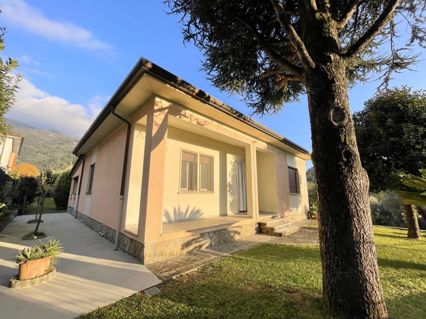 Casa indipendente con giardino, Camaiore vado