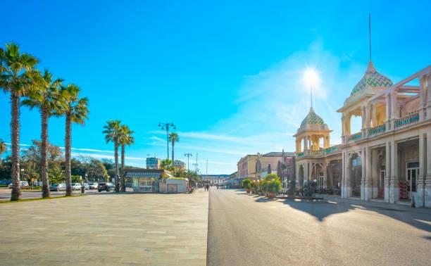 Locale commerciale in vendita, Viareggio passeggiata
