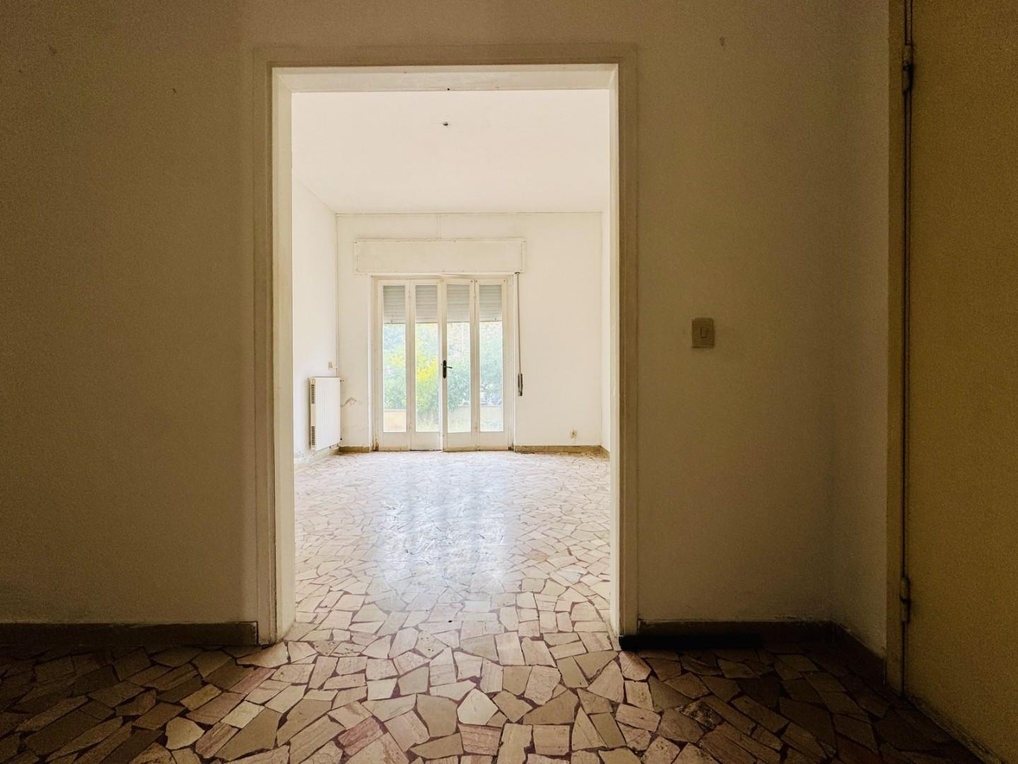 Quadrilocale con giardino, Camaiore lido di