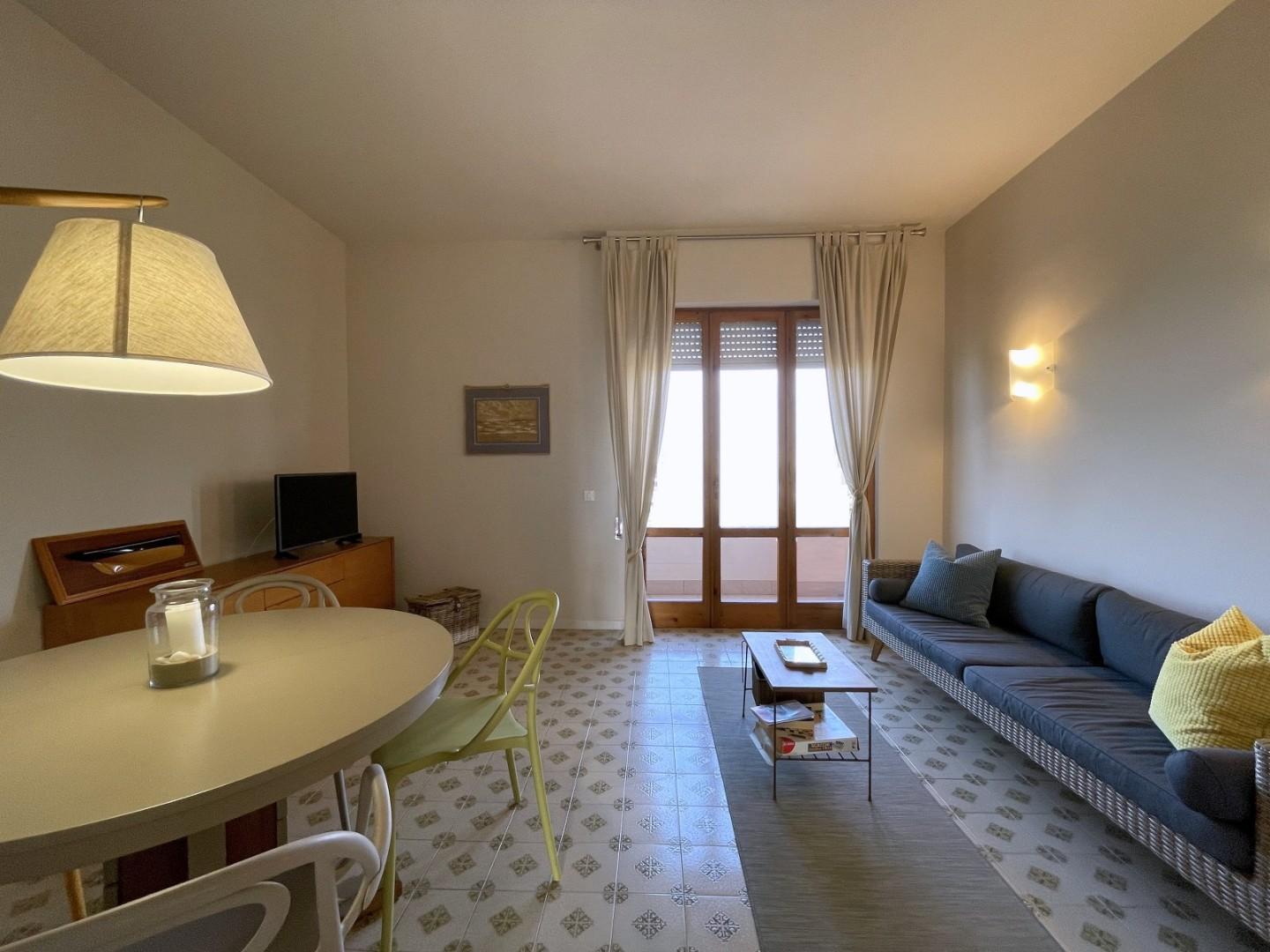 Quadrilocale arredato in affitto, Camaiore lido di