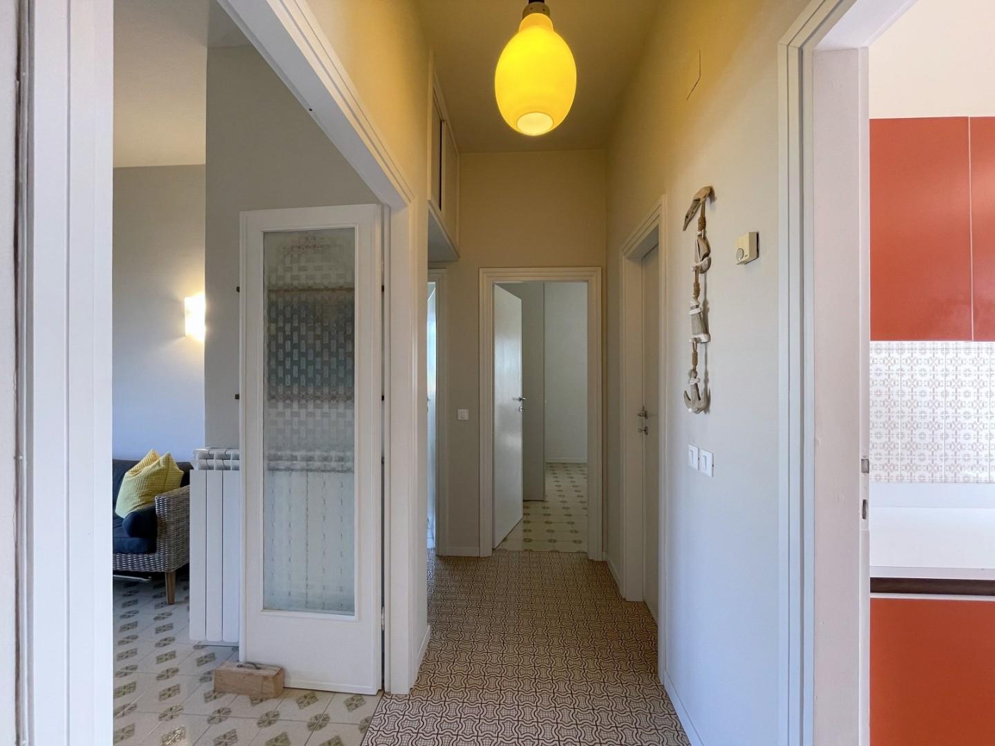 Quadrilocale arredato in affitto, Camaiore lido di