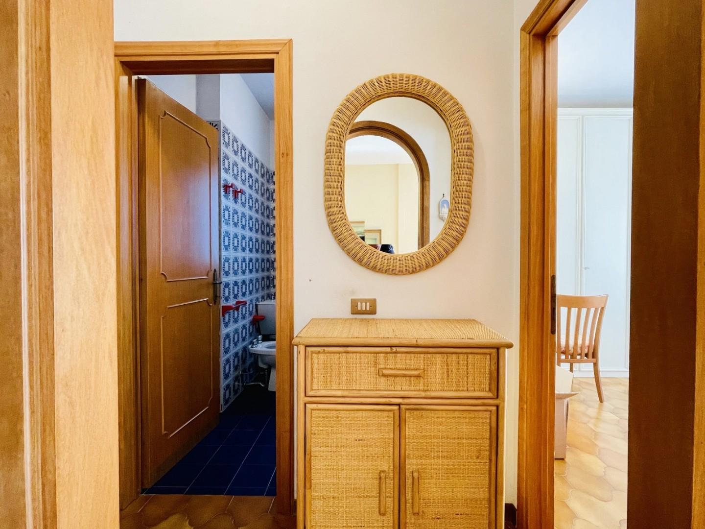 Quadrilocale arredato in affitto, Camaiore lido di