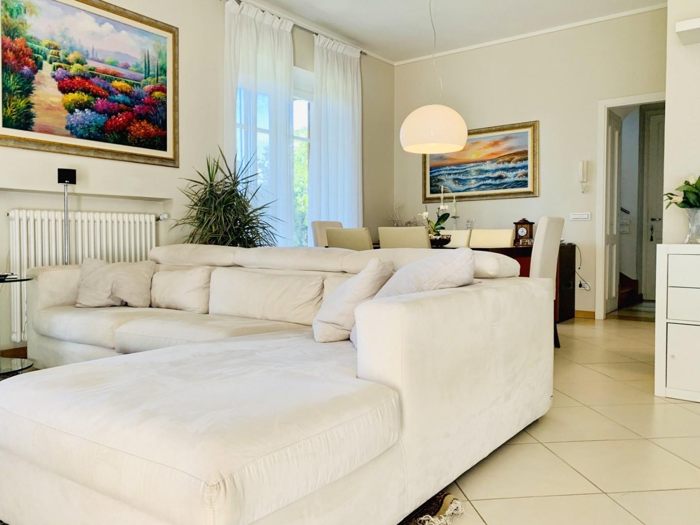 Villa arredata in affitto, Forte dei Marmi vittoria apuana