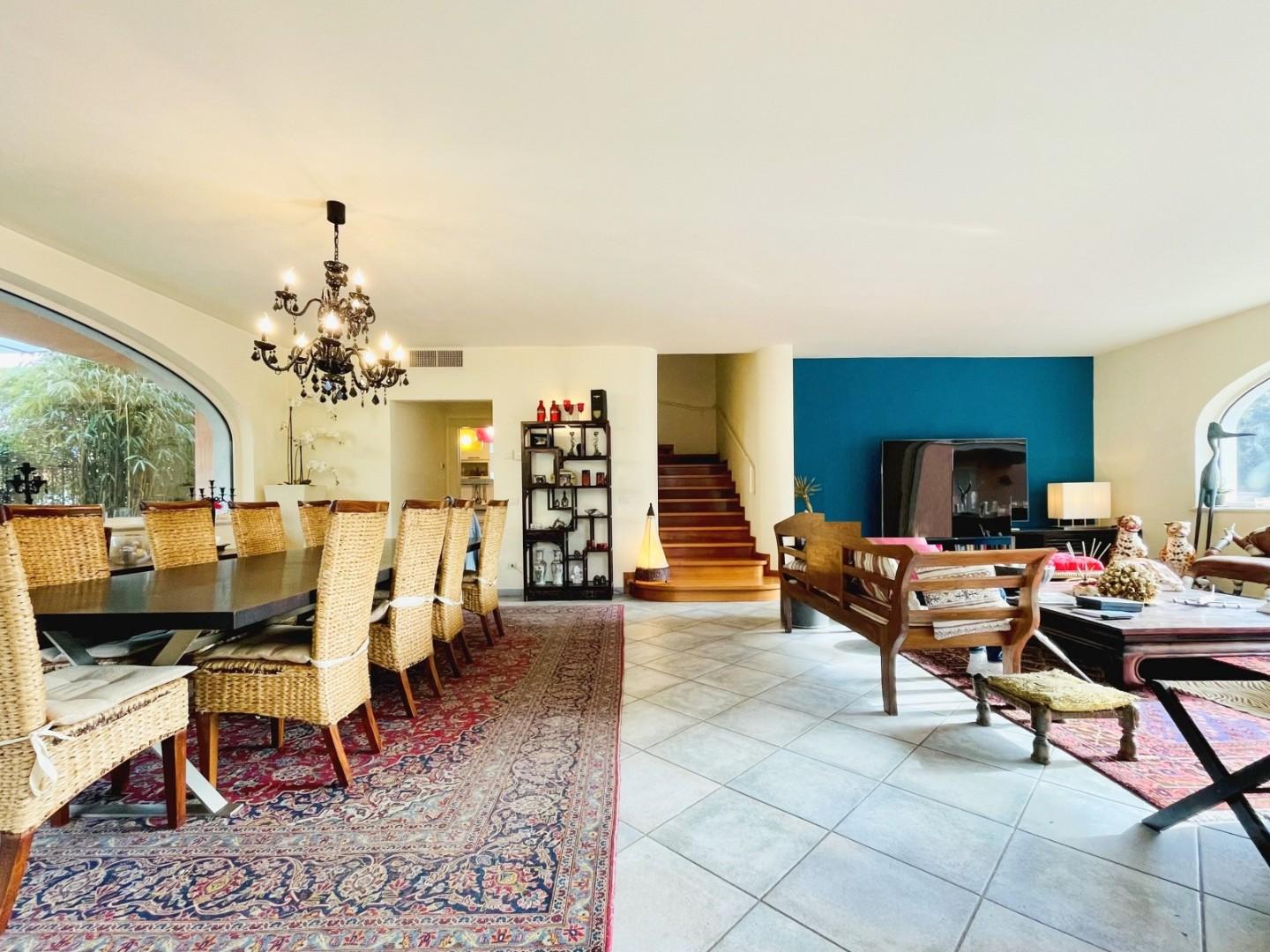 Casa indipendente arredata in affitto, Forte dei Marmi centro