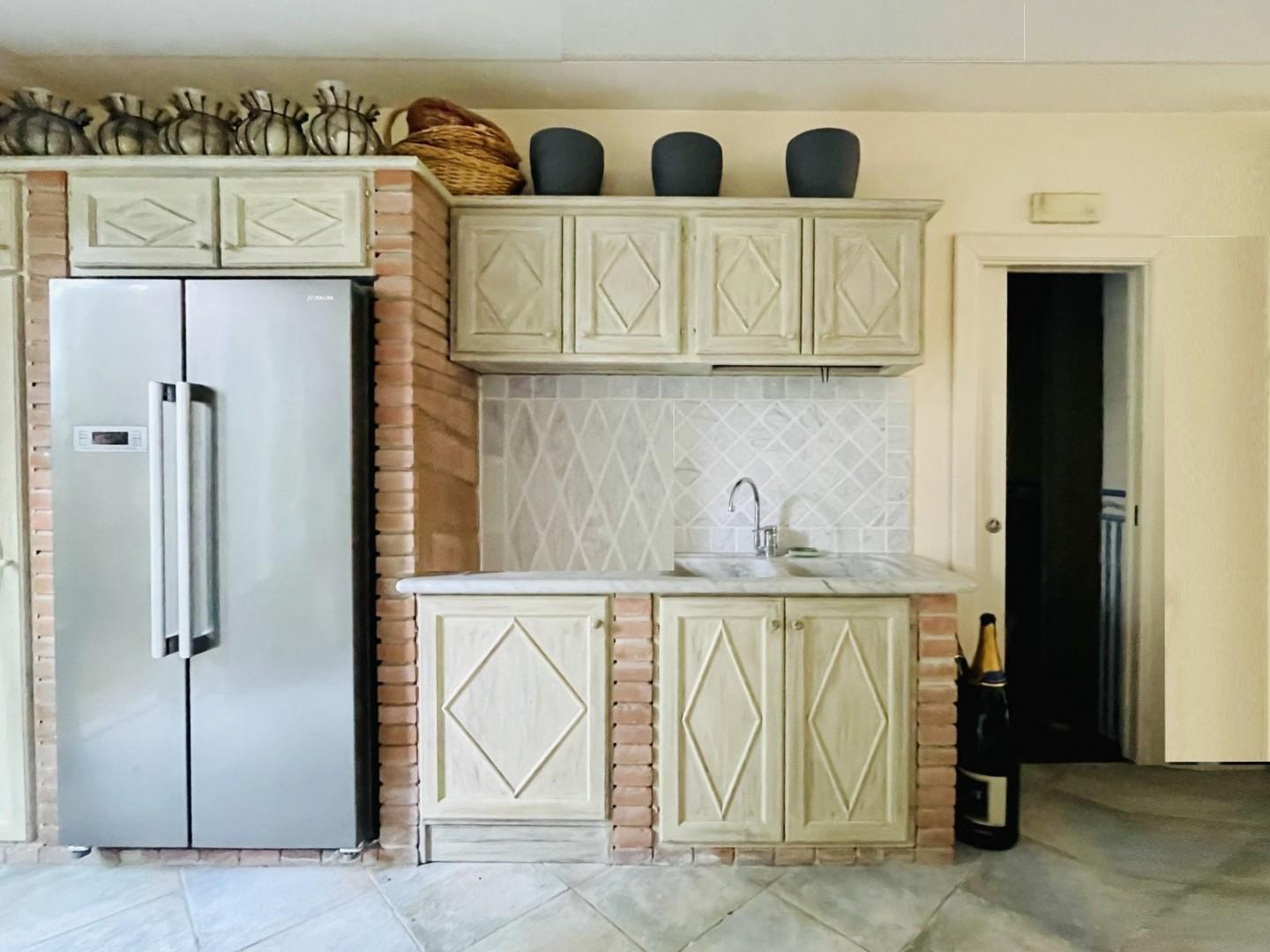 Casa indipendente arredata in affitto, Forte dei Marmi centro