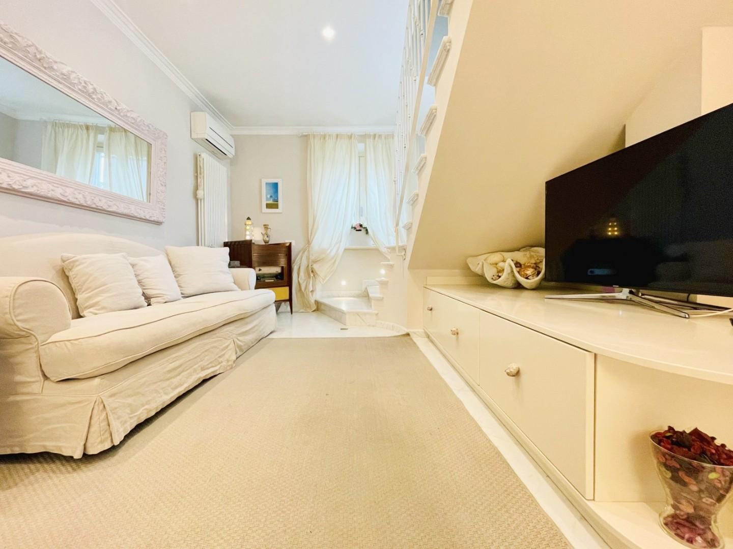 Villa arredata in affitto, Forte dei Marmi centro