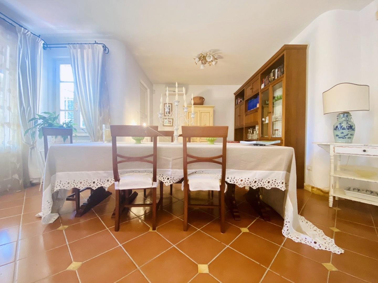 Casa indipendente arredata in affitto, Forte dei Marmi centro