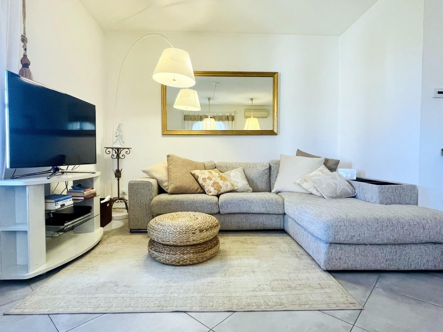 Villa Bifamiliare arredata in affitto, Seravezza querceta