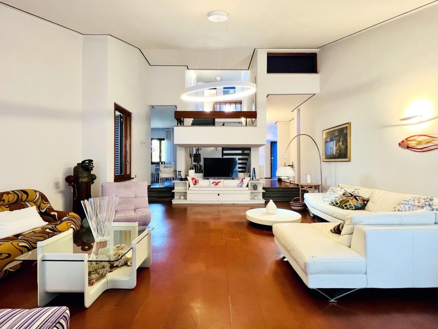 Villa arredata in affitto, Forte dei Marmi roma imperiale