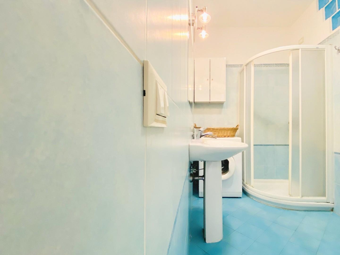 Trilocale arredato in affitto, Pietrasanta focette