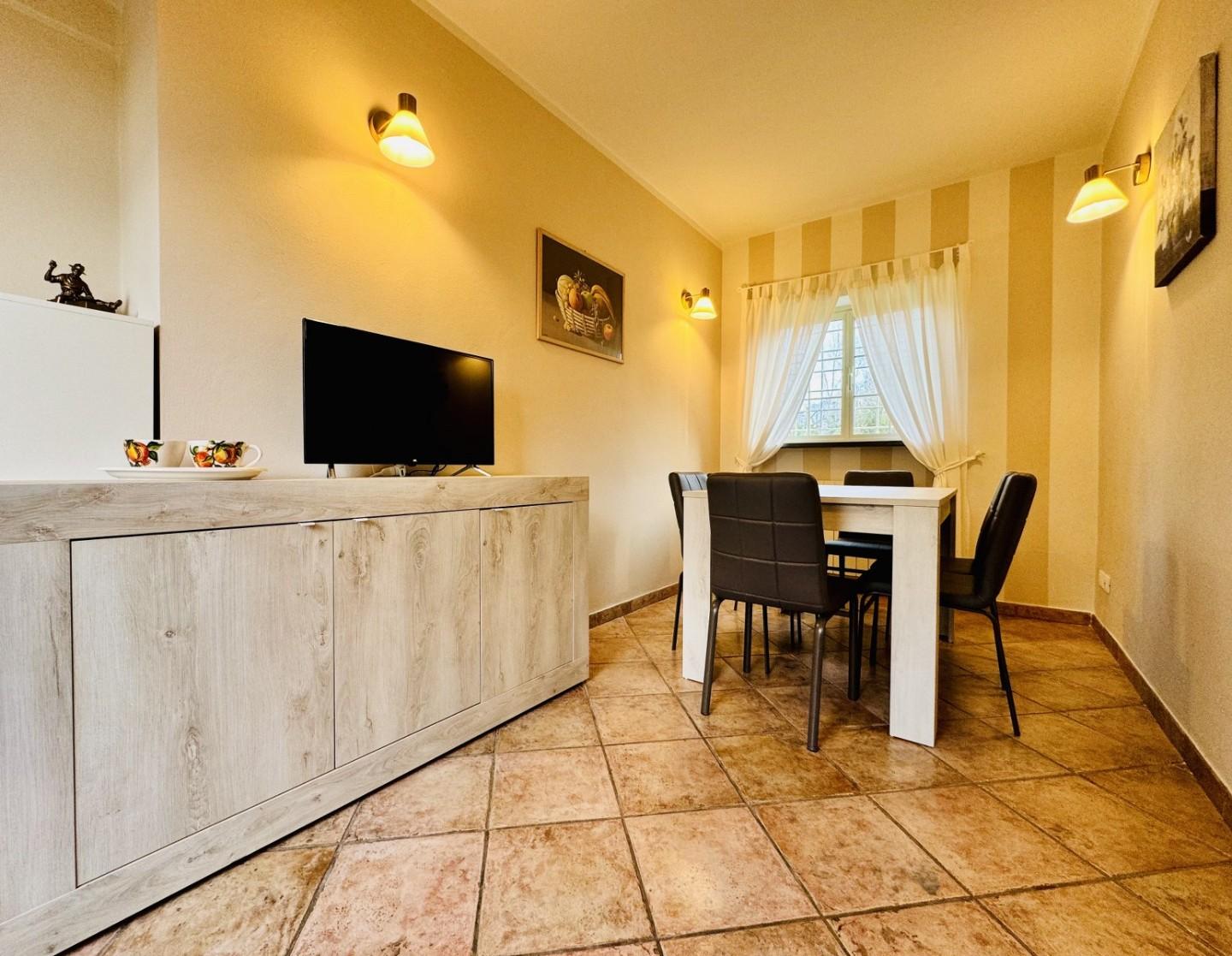 Villa Bifamiliare arredata in affitto, Pietrasanta fiumetto