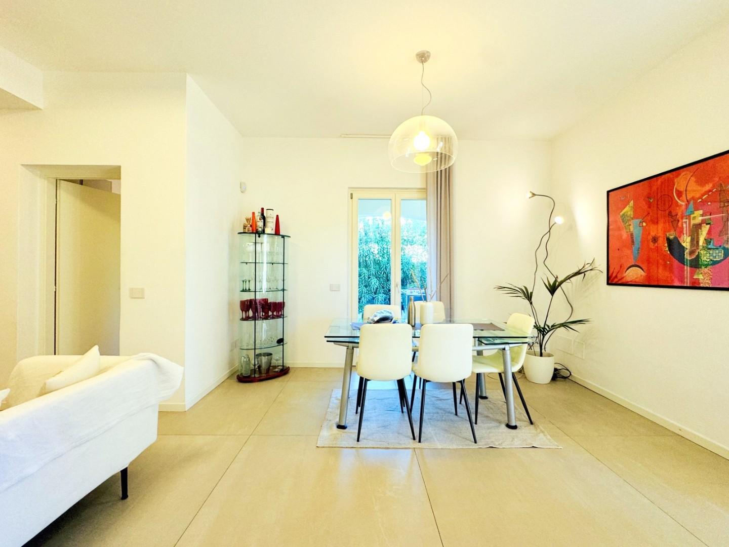 Casa indipendente arredata in affitto, Forte dei Marmi centrale