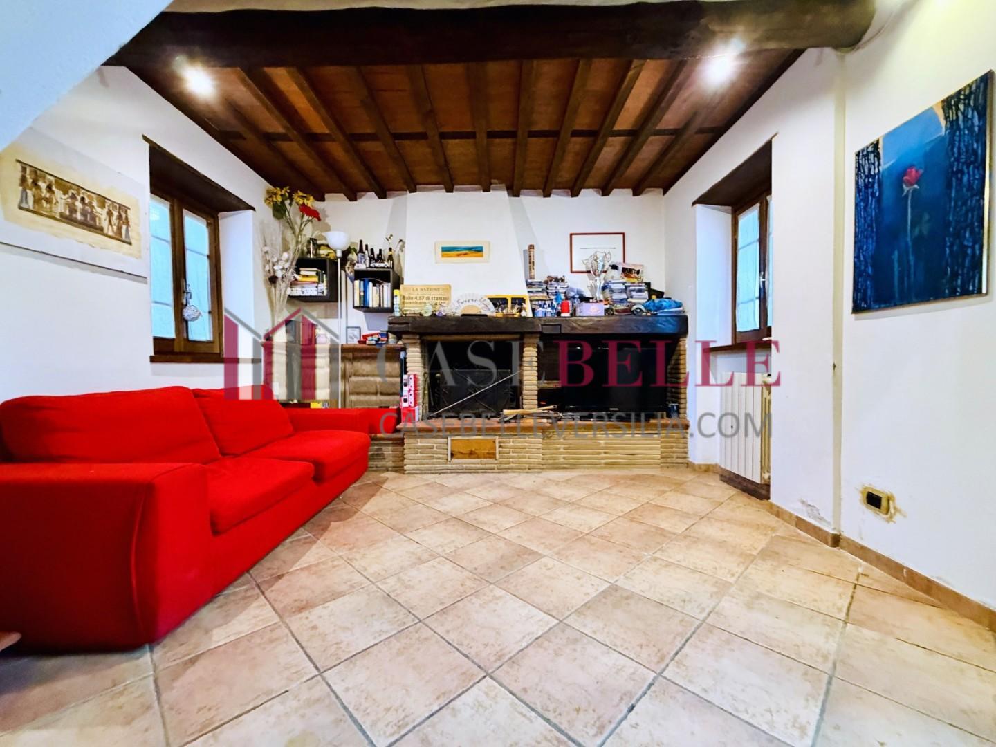 Casa indipendente con giardino, Camaiore capezzano pianore